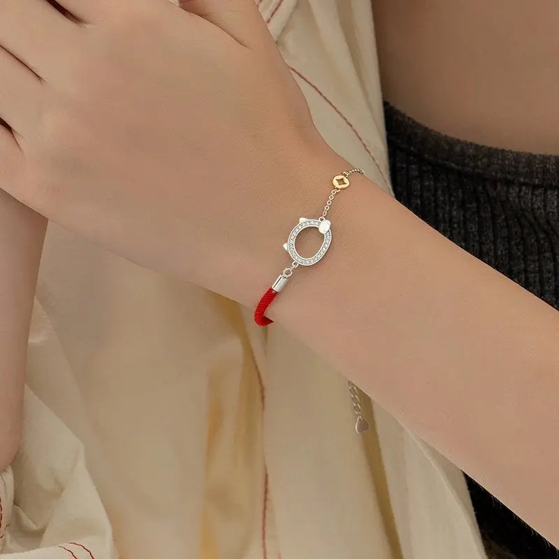 Bracelet Chat Rouge avec pierres brillantes - Vraiment-chat
