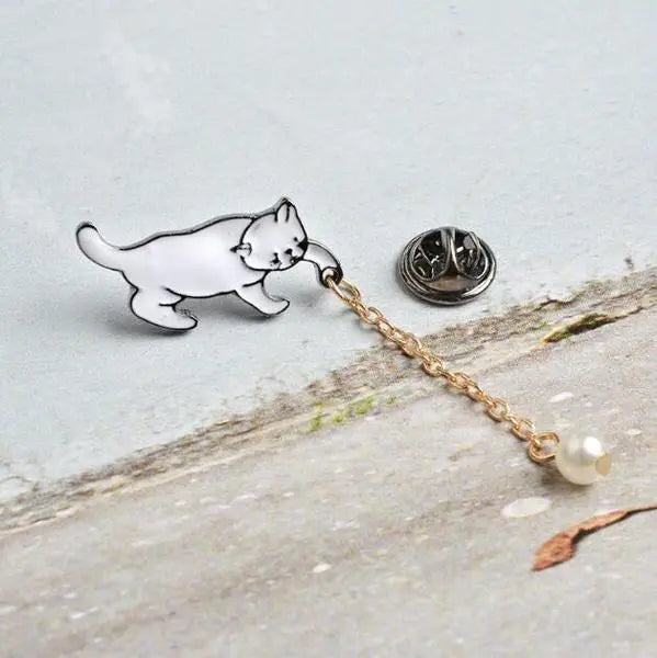 Le Pins Chat Pendule - Vraiment-chat