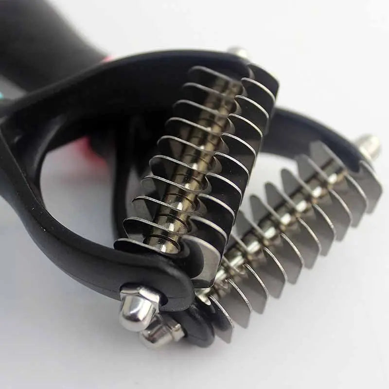 Brosse Coupe Noeuds pour chat Vraiment-chat