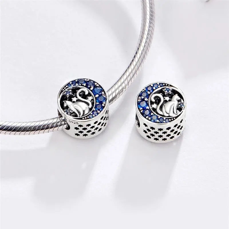 Charm Chat dans la Lune Bleue - Vraiment-chat