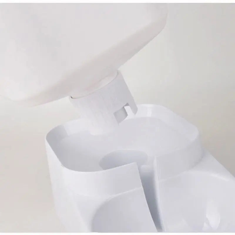 Distributeur d'eau pour Chat Blanc Vraiment-chat