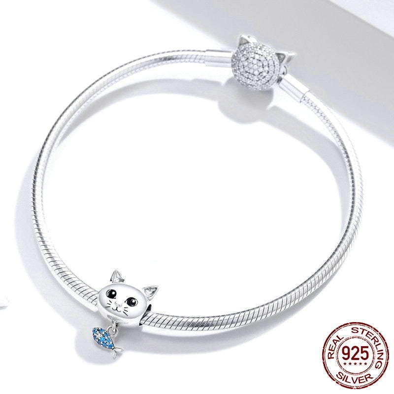 Charm Chat avec son Poisson Bleu
