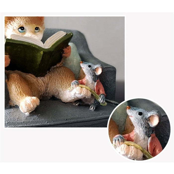 Statue de Chat en Résine Sur Fauteuil